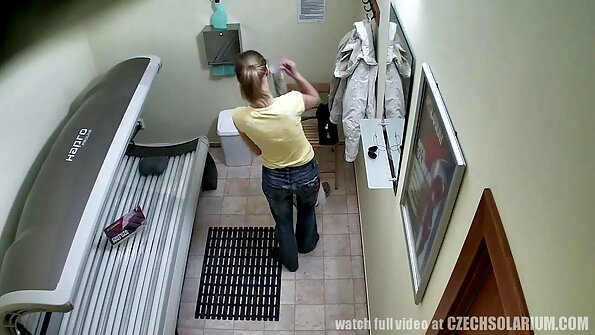 Stedfar bezmaksas sekss video poter fuld steddatter 23 år gammel.