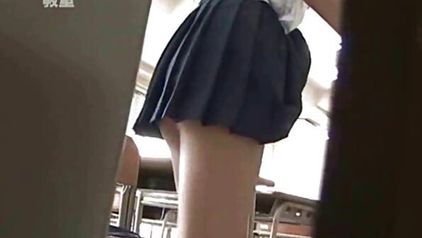 Lustende Natakha porno video par brivu straffes.